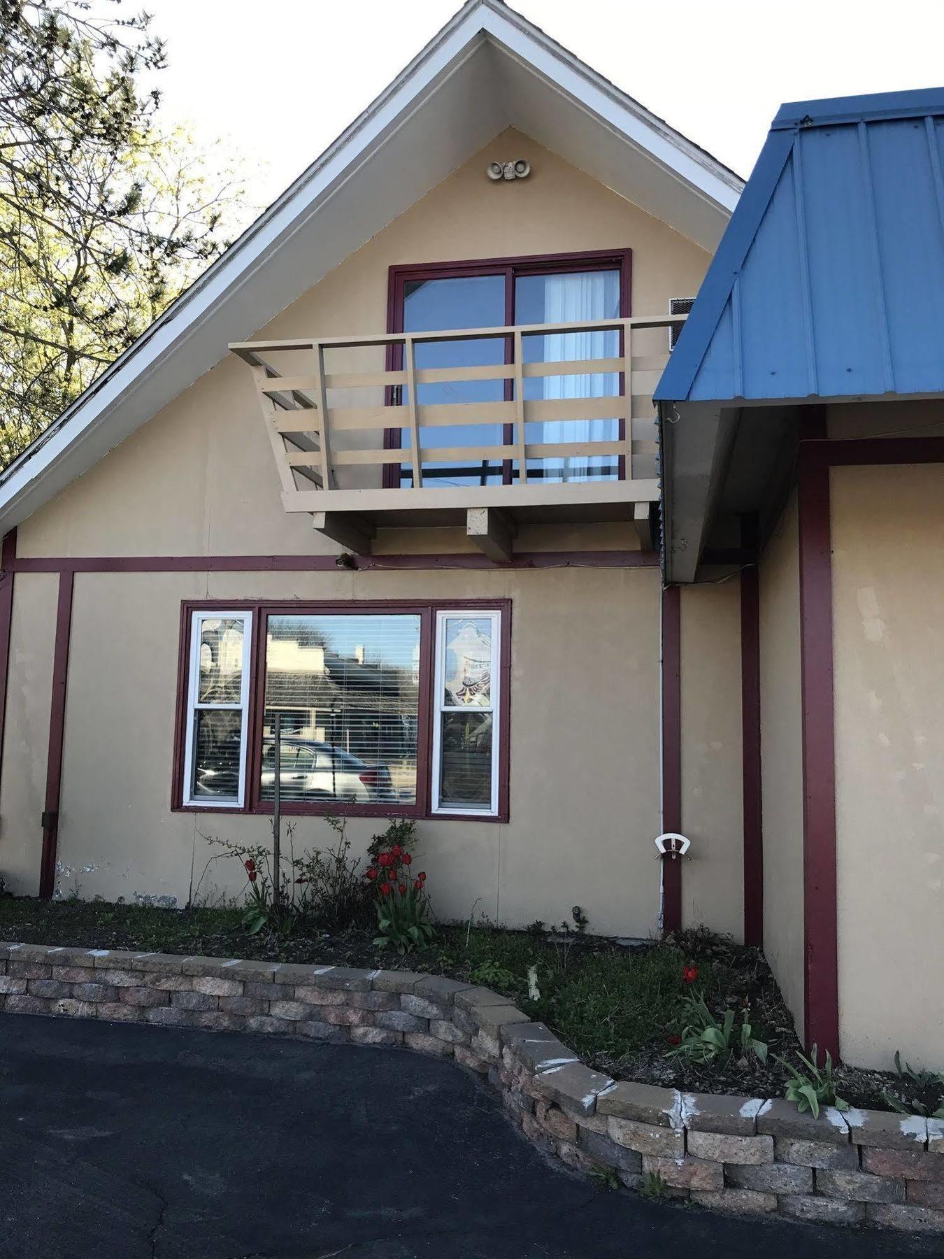 Budget Inn Marinette Exterior foto